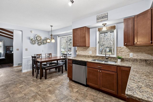 5409 Rhode Island Avenue N, New Hope, MN 55428