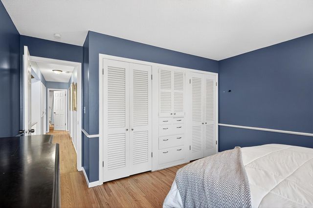 5409 Rhode Island Avenue N, New Hope, MN 55428