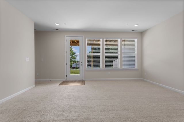 309 Buckwood Lane, W, Thompsons Station, TN 37179