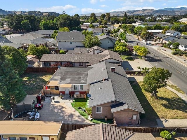 16195 Church Street, Morgan Hill, CA 95037