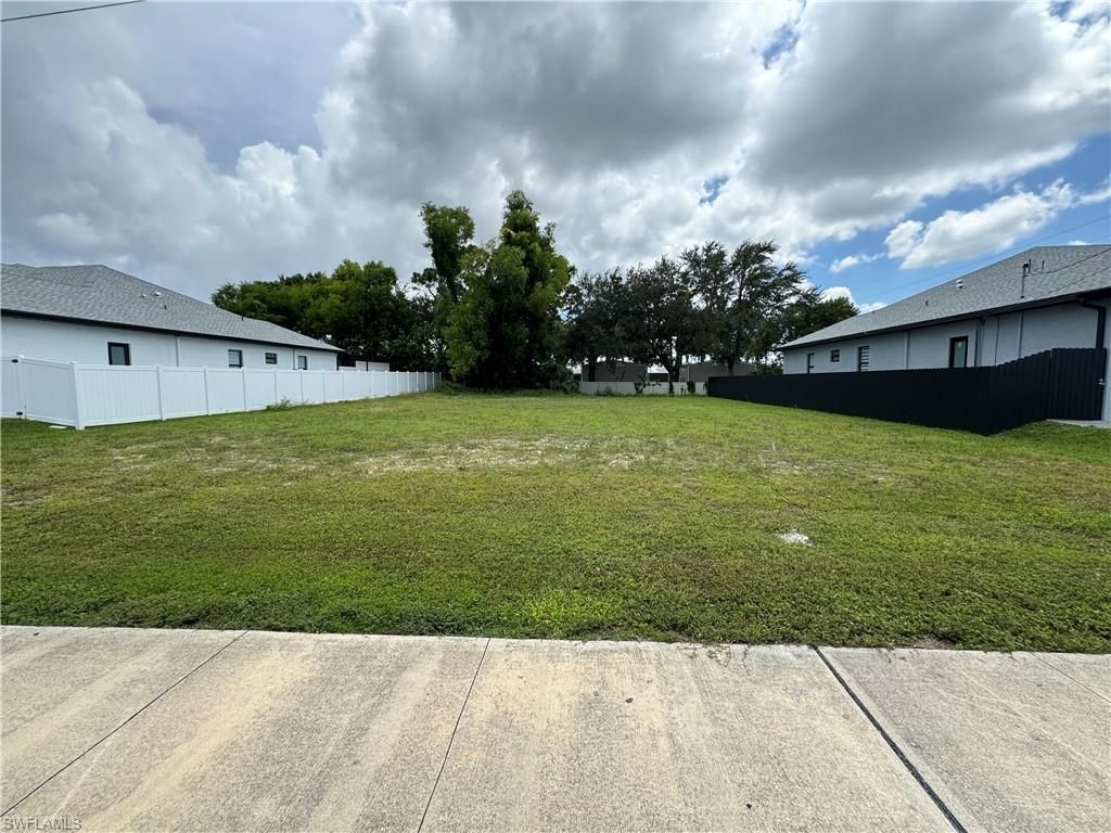 106 SE 8th ST, CAPE CORAL, FL 33990 — exterior