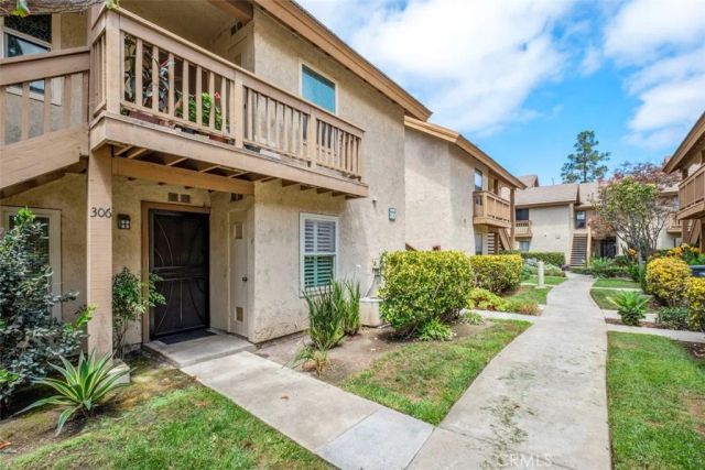306 Tangelo 342, Irvine, CA 92618