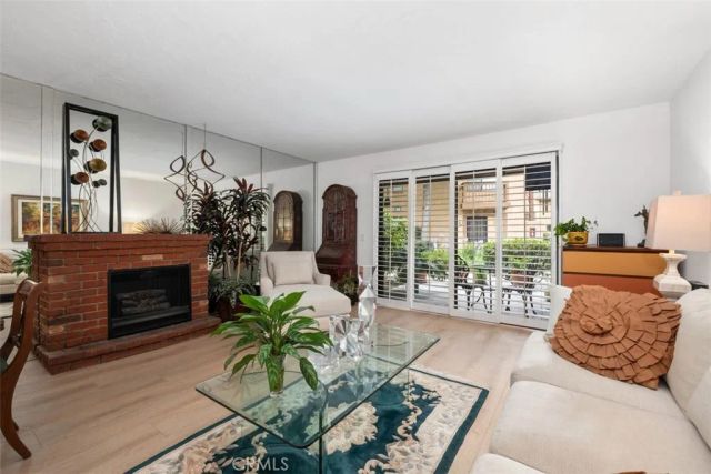 306 Tangelo 342, Irvine, CA 92618