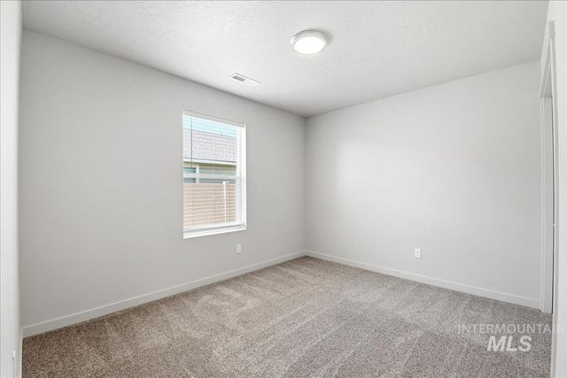 3306 W Remembrance Dr, Meridian, ID 83642