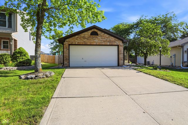 10352 Sun Gold Court, Fishers, IN 46037