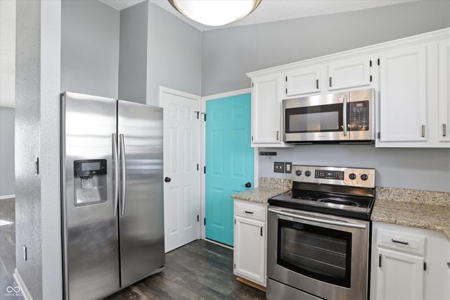 10352 Sun Gold Court, Fishers, IN 46037