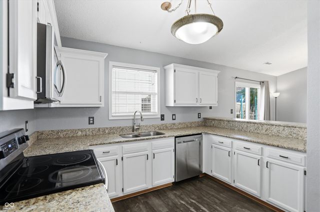 10352 Sun Gold Court, Fishers, IN 46037