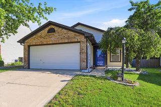 10352 Sun Gold Court, Fishers, IN 46037