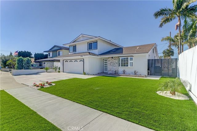 19691 Canberra Lane, Huntington Beach, CA 92646