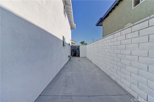 19691 Canberra Lane, Huntington Beach, CA 92646