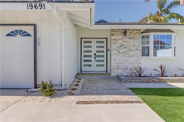 19691 Canberra Lane, Huntington Beach, CA 92646