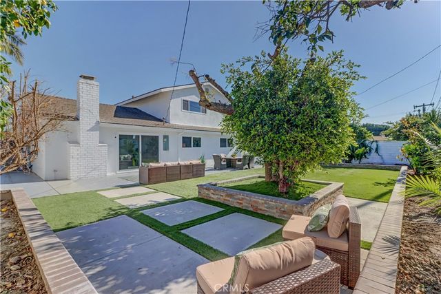 19691 Canberra Lane, Huntington Beach, CA 92646