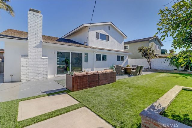 19691 Canberra Lane, Huntington Beach, CA 92646