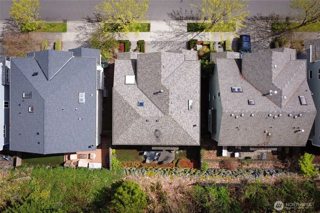 20229 134th Avenue NE, Woodinville, WA 98072