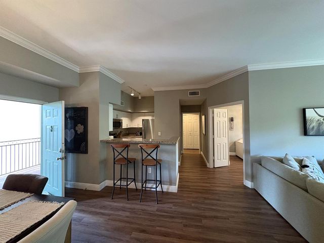 11780 Saint Andrews Place 302, Wellington, FL 33414