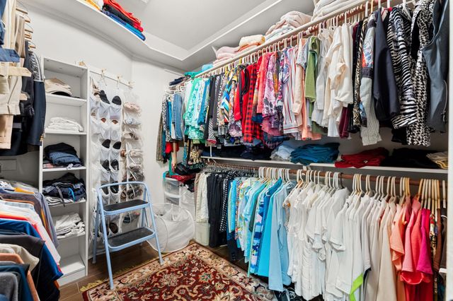 4 TIBURON DR, Austin, TX 78738