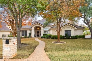 4 TIBURON DR, Austin, TX 78738