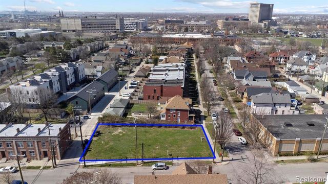 1601 Leverette Street, Detroit, MI 48216