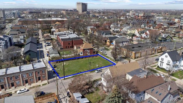 1601 Leverette Street, Detroit, MI 48216