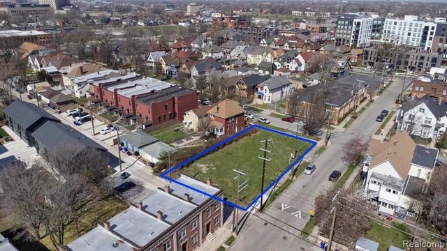 1601 Leverette Street, Detroit, MI 48216