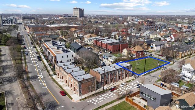 1601 Leverette Street, Detroit, MI 48216