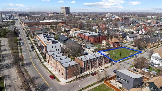 1601 Leverette Street, Detroit, MI 48216