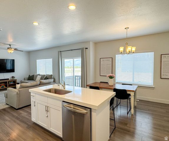 5141 E RUSTIC PATCH RD, Eagle Mountain, UT 84005