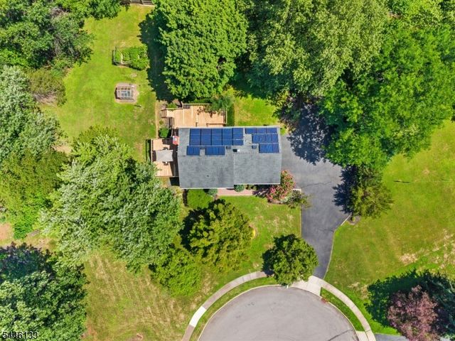 25 Deer Run Dr, Montgomery Twp., NJ 08502