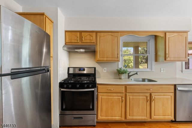 25 Deer Run Dr, Montgomery Twp., NJ 08502