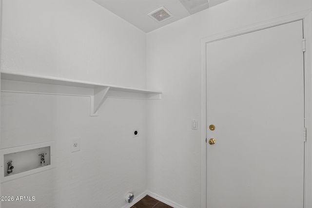 13737 W PECK Drive, Litchfield Park, AZ 85340