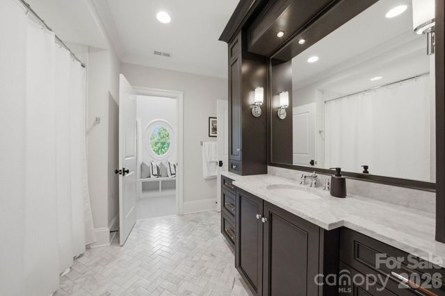 4002 St Germaine Lane, Charlotte, NC 28210