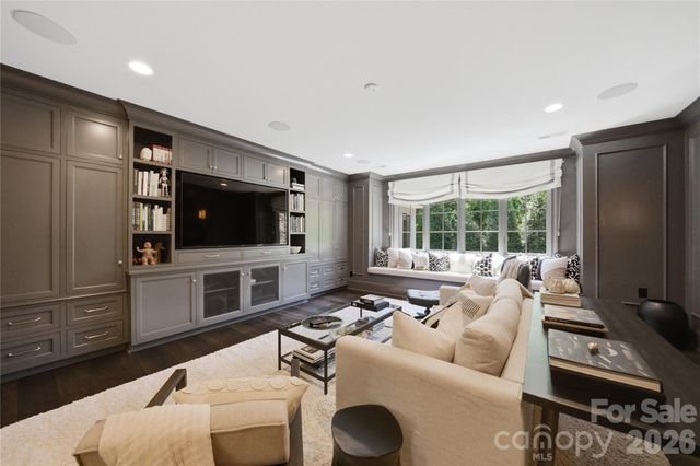 4002 St Germaine Lane, Charlotte, NC 28210