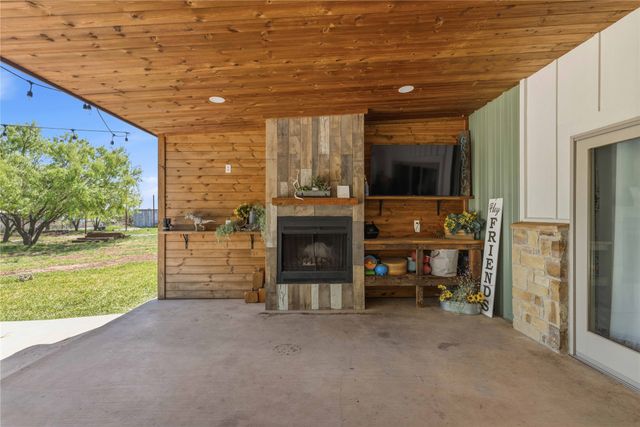 1601 County Road 156, Bangs, TX 76823