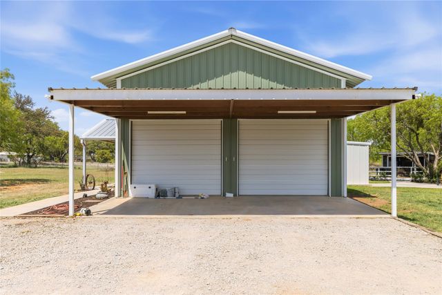 1601 County Road 156, Bangs, TX 76823