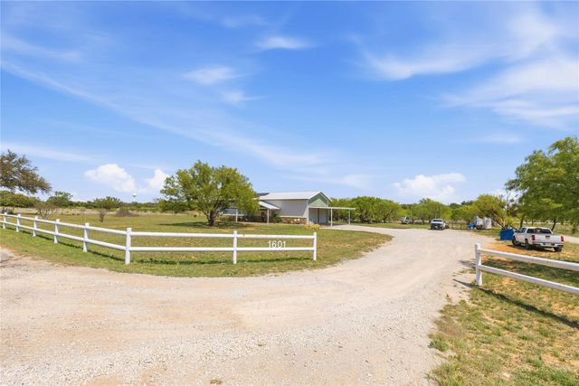 1601 County Road 156, Bangs, TX 76823