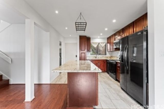 98-1366 Koaheahe Place 195, Pearl City, HI 96782