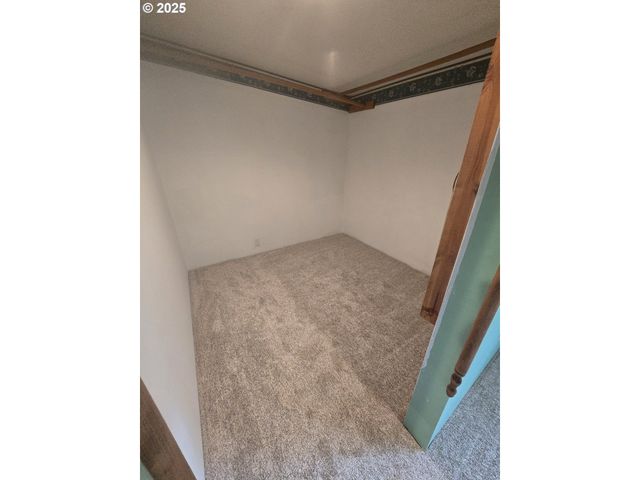 37564 LABISKE Ln, Astoria, OR 97103