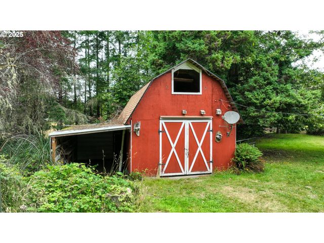 37564 LABISKE Ln, Astoria, OR 97103