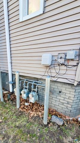 784 George Street, New Haven, CT 06511