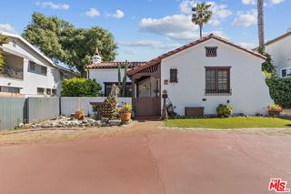 11146 Huston Street, North Hollywood, CA 91601