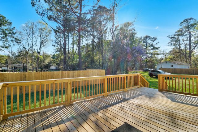 11 Burbage Lane, Beaufort, SC 29906