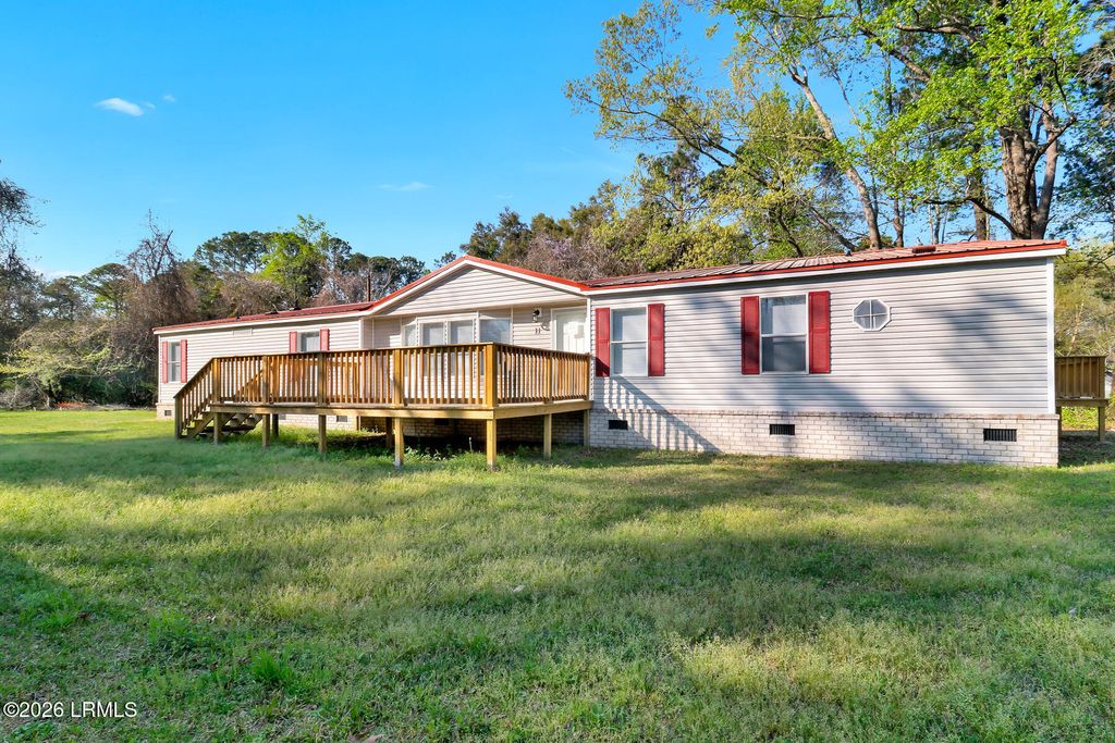 11 Burbage Lane, Beaufort, SC 29906