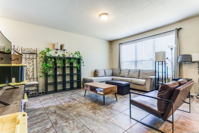 9723 Acadian, San Antonio, TX 78245