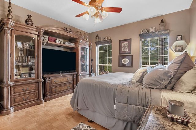 625 White Dove Dr, Lufkin, TX 75901