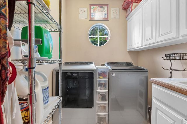 625 White Dove Dr, Lufkin, TX 75901