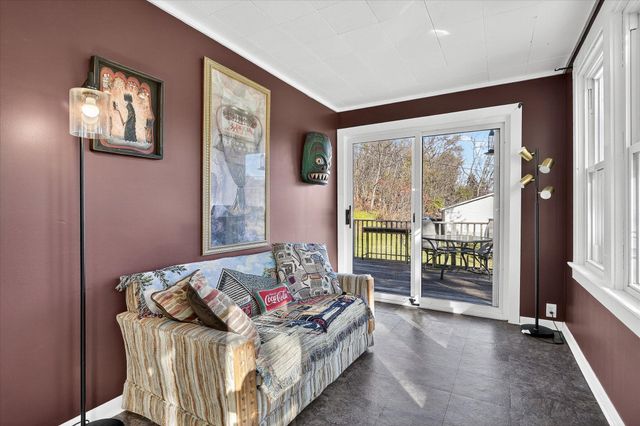 700 Main Street W, Carver, MN 55315