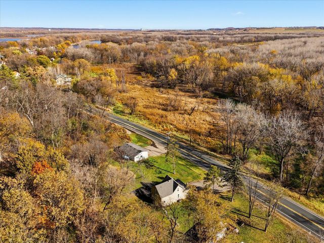 700 Main Street W, Carver, MN 55315