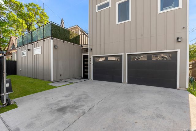 327 JACKSON ST, San Antonio, TX 78212