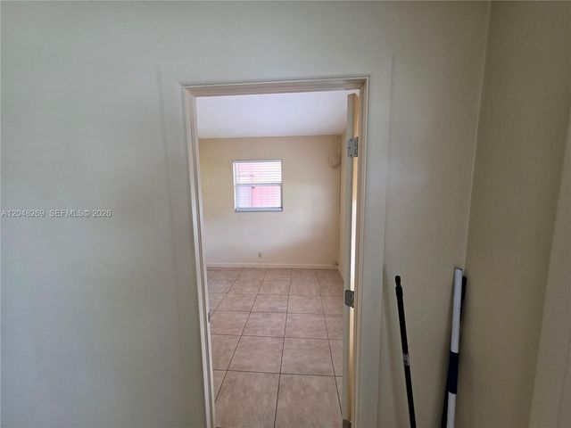 6130 Funston St N, Hollywood, FL 33023
