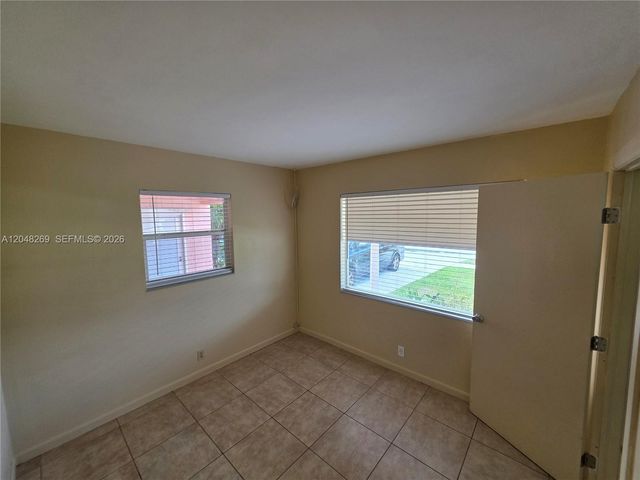 6130 Funston St N, Hollywood, FL 33023